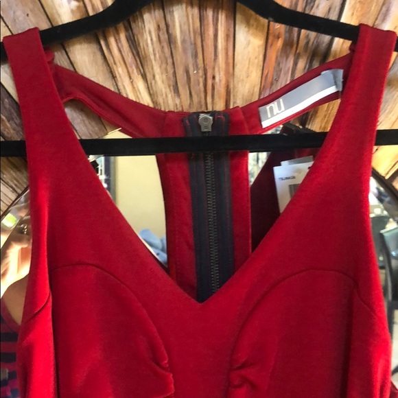 Mark Anthony red dress new! Large - Picture 4 of 8
